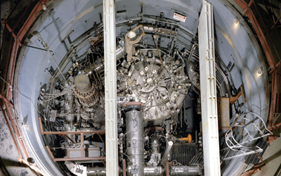 IEA: százmilliárd dollárba kerül a régi atomreaktorok leállítása