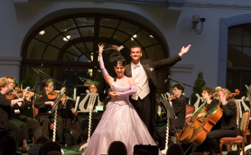 Zene a bőr alatt – Királyi Operettgála