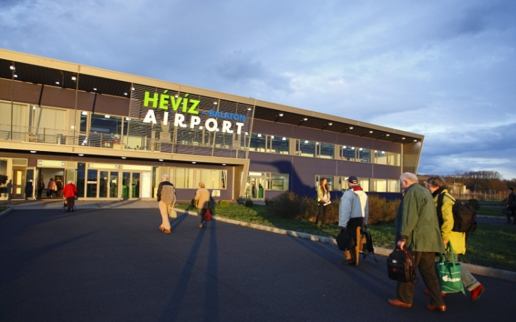 Légitársaságot alapítana Sármelléken Széles Gábor