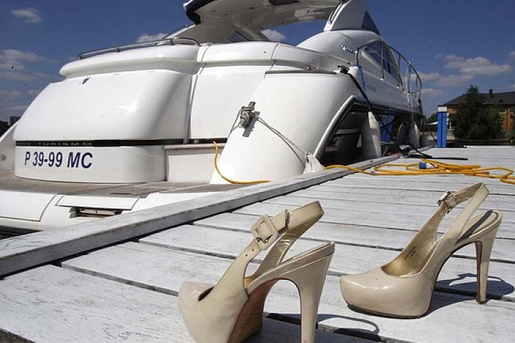 Ado.hu: vagyoni típusú közteher jöhet szóba luxusadóként