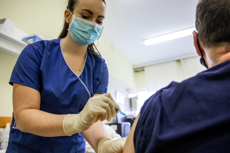 Szlávik: rendkívül sikeres az oltási akcióhét