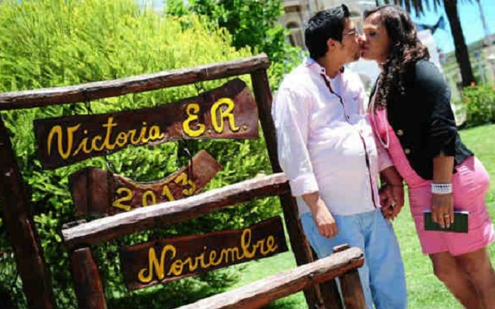 Nyolc hónapos terhes a frissen házasodott FÉRJ 