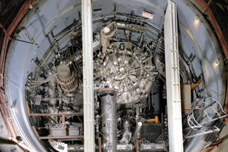 IEA: százmilliárd dollárba kerül a régi atomreaktorok leállítása