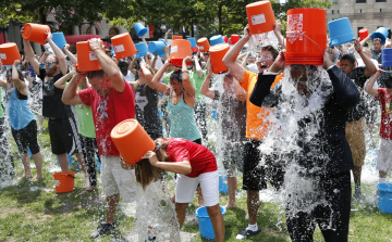 Ice Bucket Challange - Jegesvíz kihívás