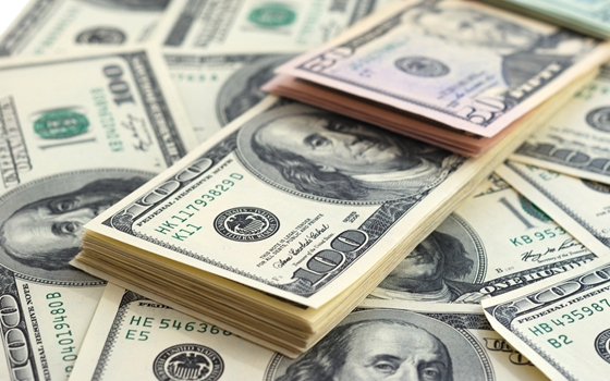 'Amíg van dollár, van élet'