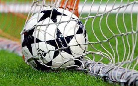 Feröeri-magyar - Elővételben a belépők fele kelt el