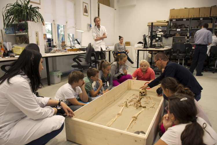 Két napra beleáshatunk a múltba 