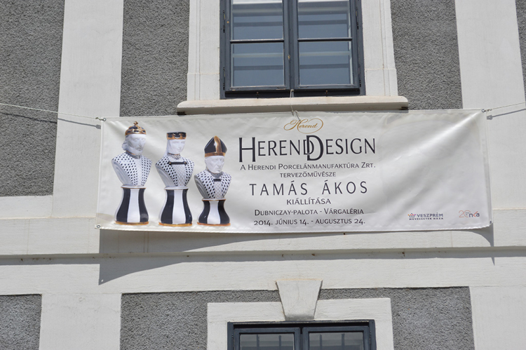 A Herendi Porcelánmanufaktúra tervezőművésze, Tamás Ákos életművét mutatták be Veszprémben