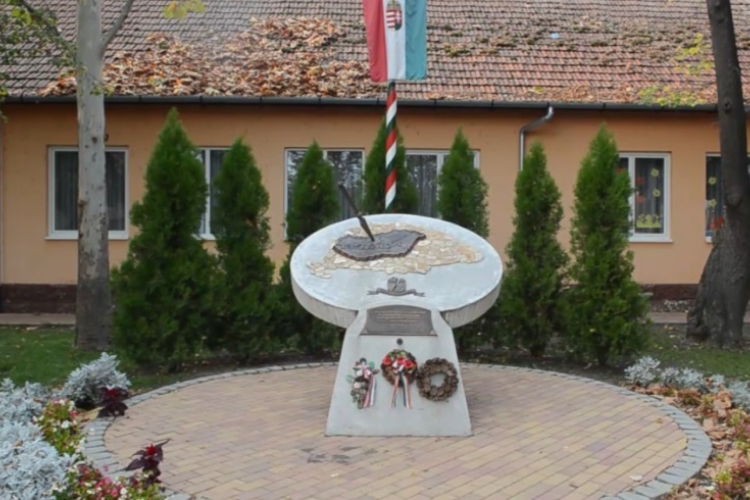 Külföldi sajtó Magyarországról - Riportsorozat az Adevarulban a magyarországi románokról