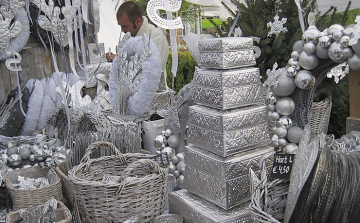 Hulljanak télen ezüstlevelek!