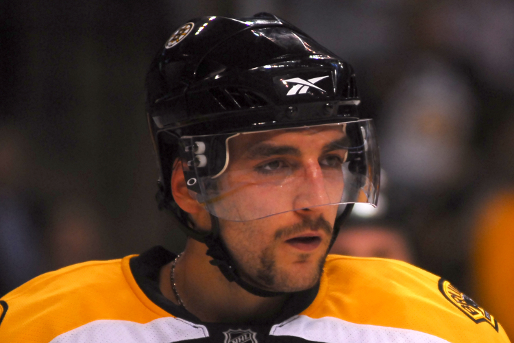 NHL - Lyukas tüdővel és törött bordával játszott a döntőben