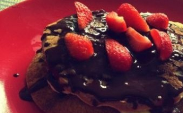 Bűntudat nélküli habzsolás - Teljes kiőrlésű amerikai palacsinta pudinggal