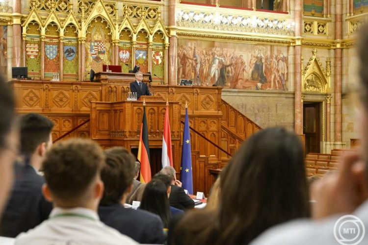 Kövér László: nincs biztosabb szellemi iránytű, mint a józan ész