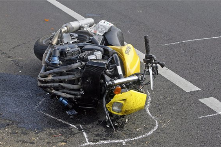 Motoros baleset Gödöllőnél