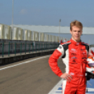 Bajnokavató melyen a technika ördögét is legyőzték