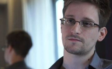 Orosz ügyvéd: Snowden nem kereskedett a titkos adatokkal