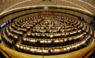Leszavazta az EP a liberálisok javaslatát, nem lesz plenáris vita Magyarországról