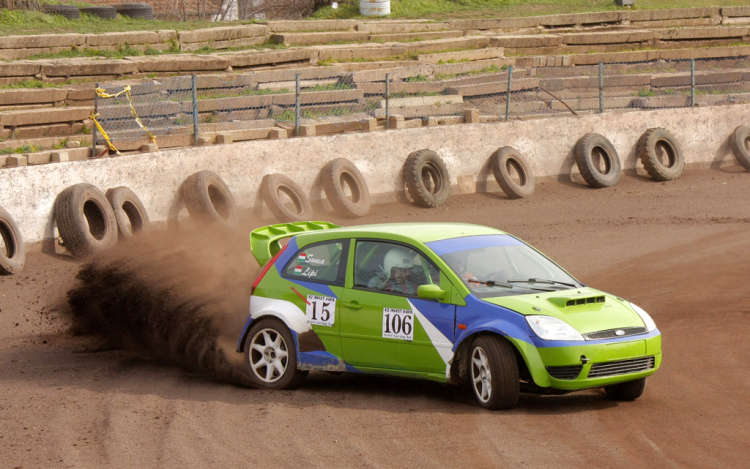 Salakra fel, avagy porolj, ha tudsz!