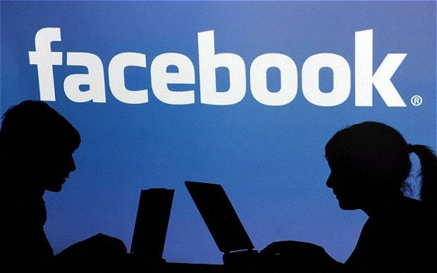 A bosszúpornó ellen harcol a Facebook