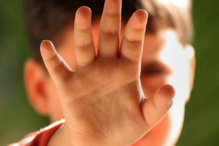 Egy nyolcéves gyerek Kína legfiatalabb tüdőrákos betege