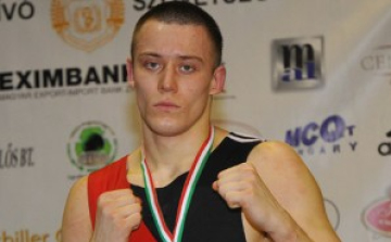 Ökölvívó-vb - Bernáth István nyolcaddöntős