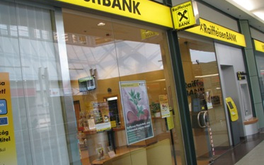 Jövőre sem változik a bankadó