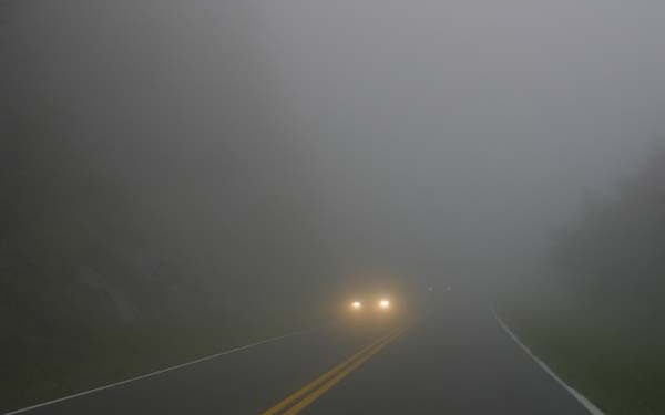 Tizenkét megyére figyelmeztetést adtak ki a sűrű köd miatt