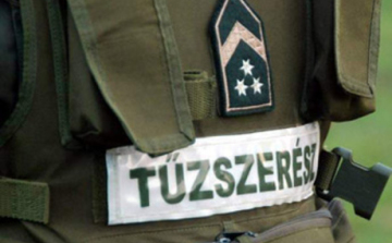 Bombafenyegetés miatt megállítják a vonatokat Nagykátán