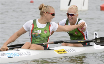 Kajak-kenu vb - Aranyérmes a Kárász, Vad női kajakpáros 200 méteren