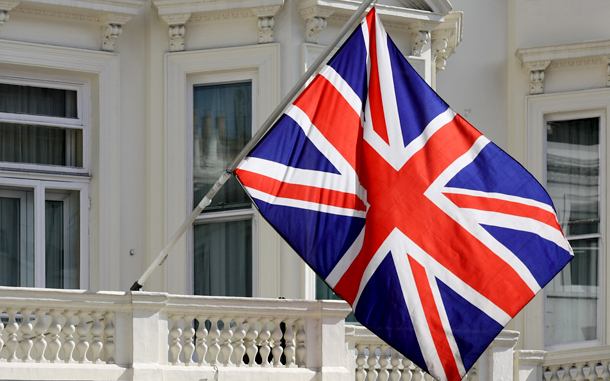 Még öt évig korlátoznák a románok és a bolgárok bevándorlását a brit konzervatívok