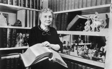 133 éve született Helen Keller, a siketvak politikai aktivista
