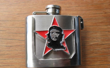 Kuba berágott egy parfüm miatt